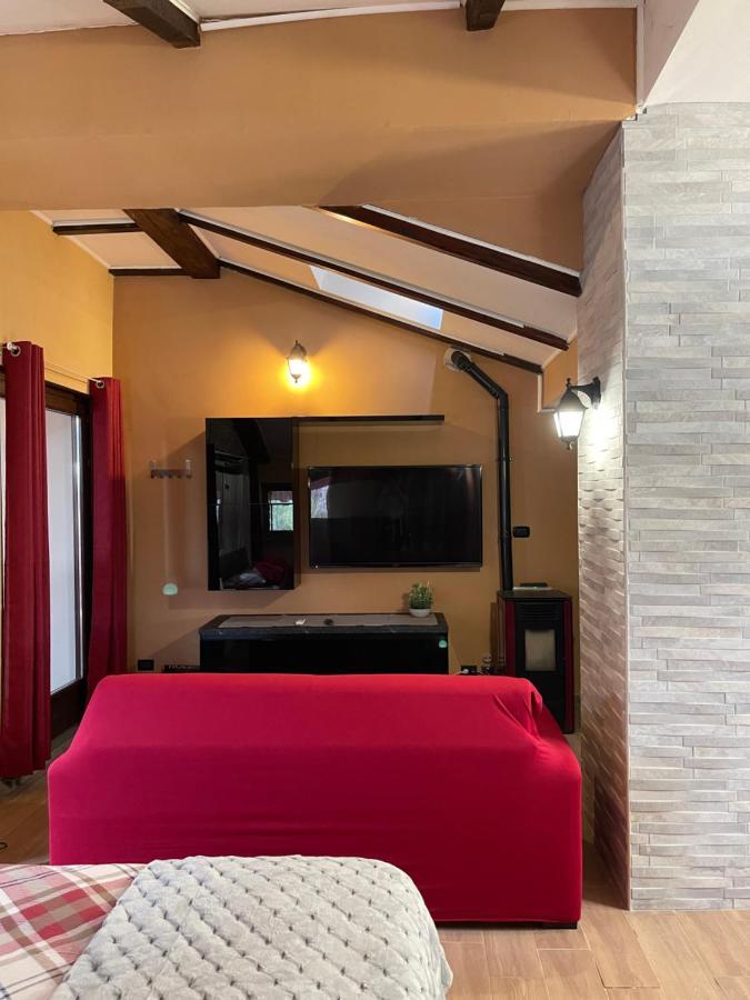 'La Buffa', Elegante Appartamento A Giaveno By Confirenthouse المظهر الخارجي الصورة